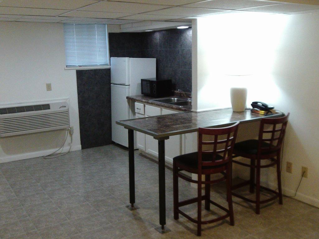 רוצ'סטר 5Th Avenue Inn & Suites מראה חיצוני תמונה