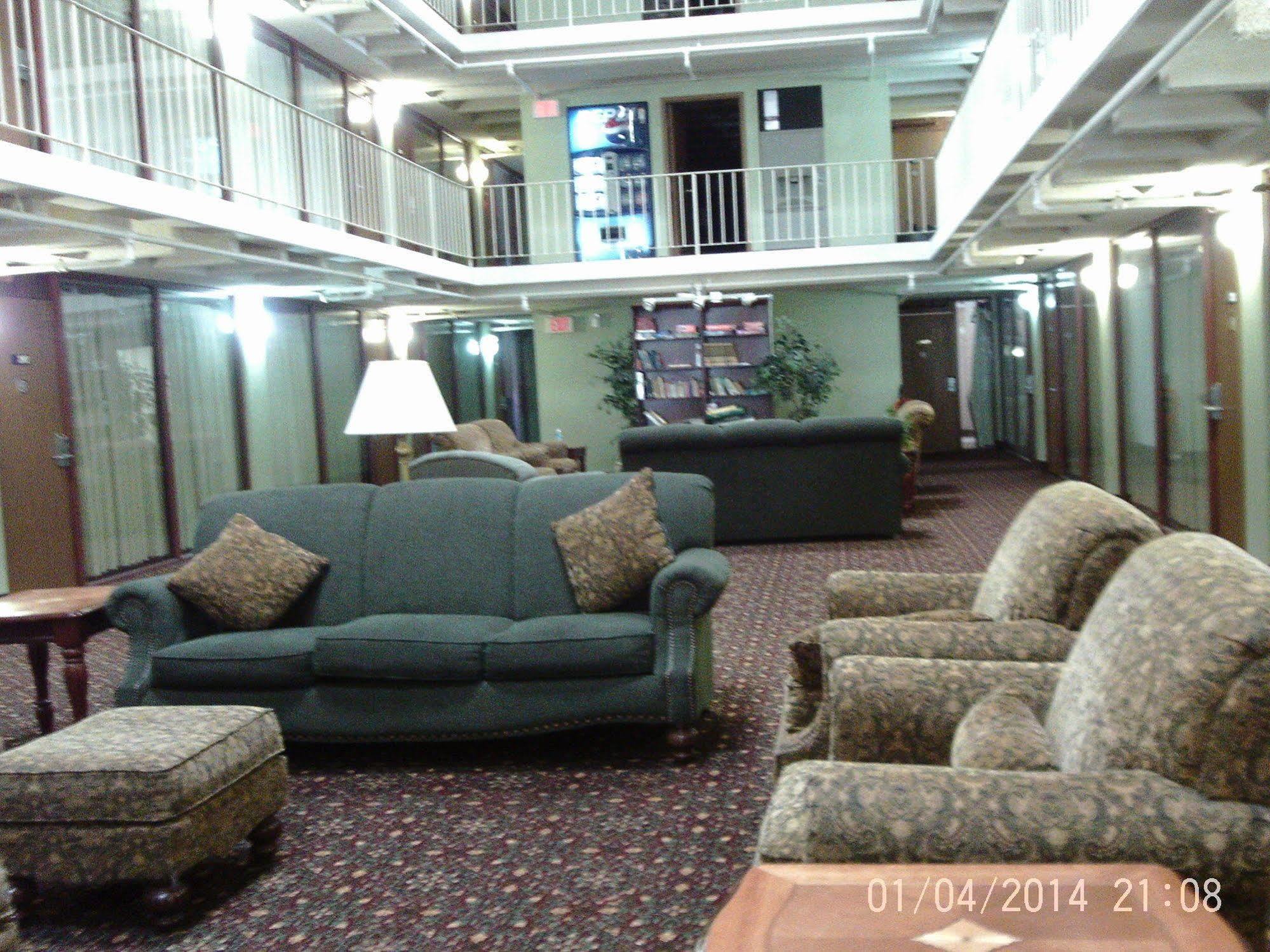 רוצ'סטר 5Th Avenue Inn & Suites מראה חיצוני תמונה