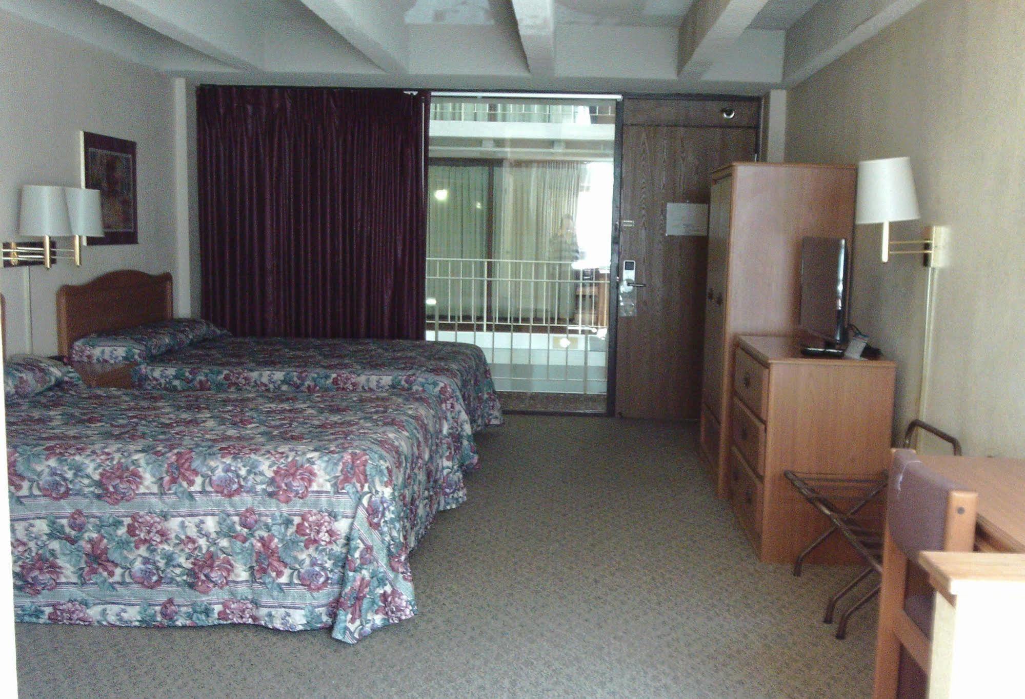 רוצ'סטר 5Th Avenue Inn & Suites מראה חיצוני תמונה